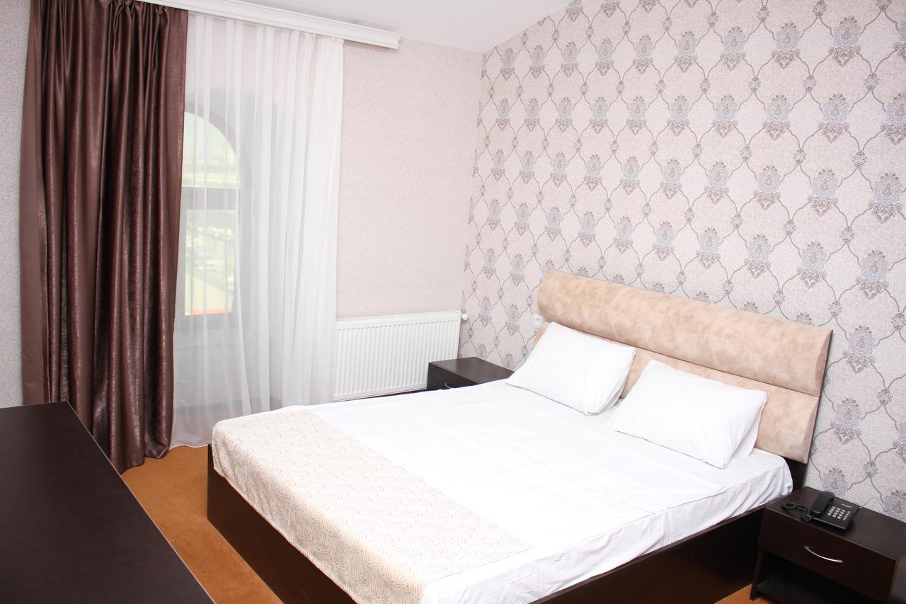 Bridge Hotel Баку Экстерьер фото